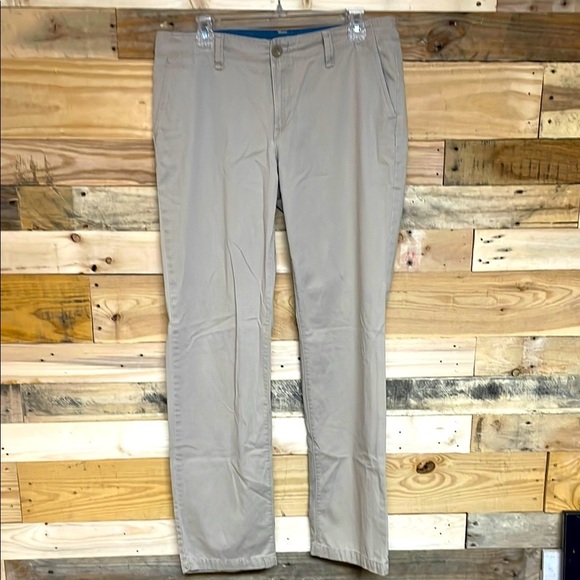 Eddie Bauer size 10 Khaki Color Chinos Flat Front Mid-rise Straight Leg Pants - Picture 1 of 11